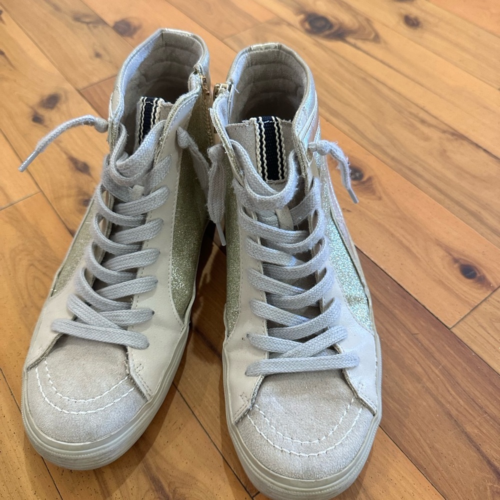 ShuShop 8.5 Cream High-Top Sneakers